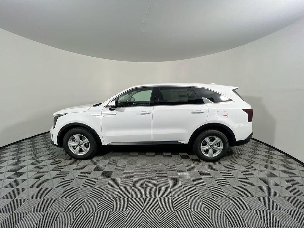 new 2026 Kia Sorento car, priced at $34,337