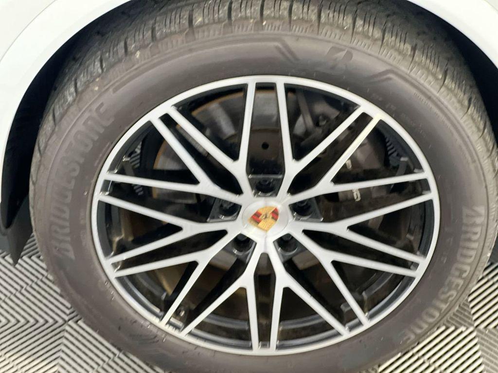 used 2025 Porsche Cayenne car, priced at $86,835