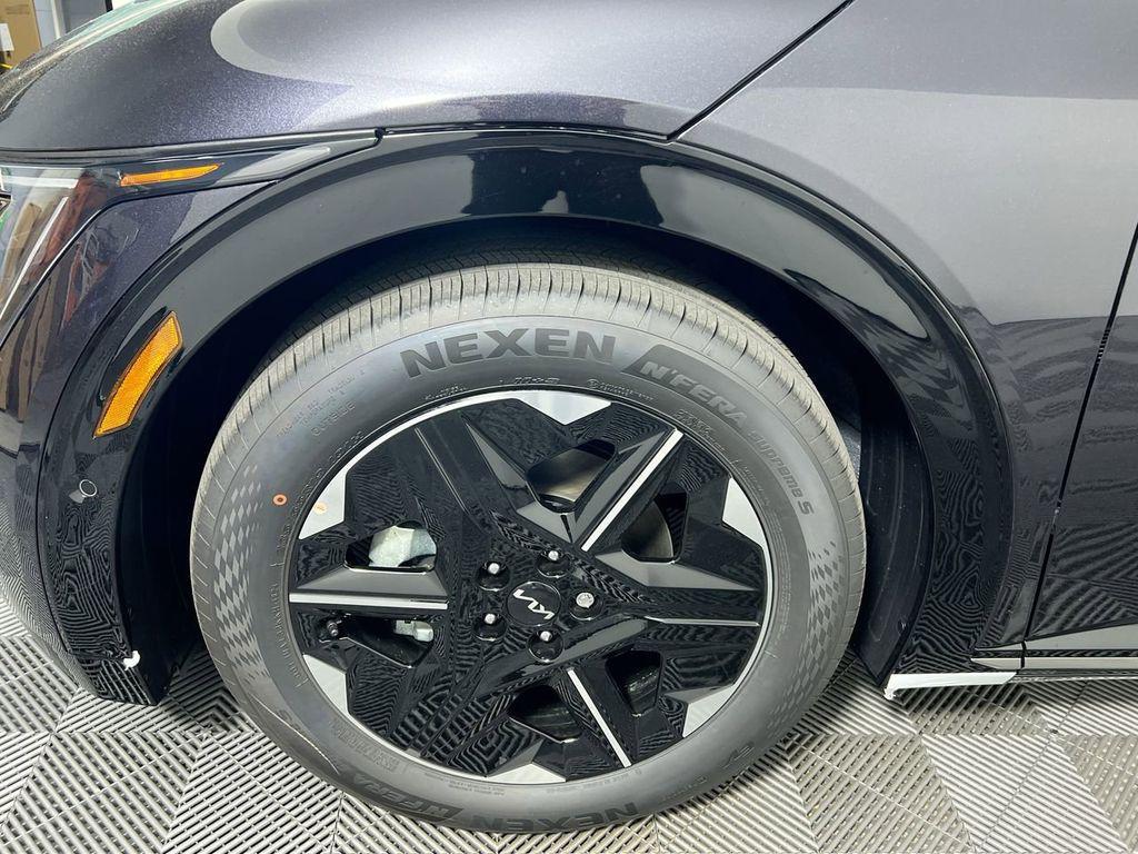 new 2025 Kia EV6 car, priced at $33,427
