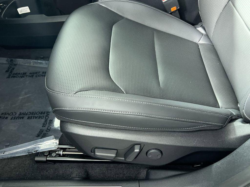 new 2025 Kia EV6 car, priced at $33,427