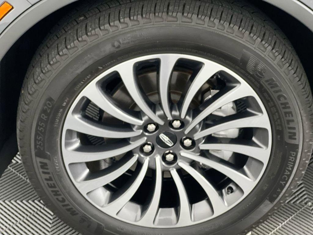 used 2024 Lincoln Aviator car, priced at $51,885