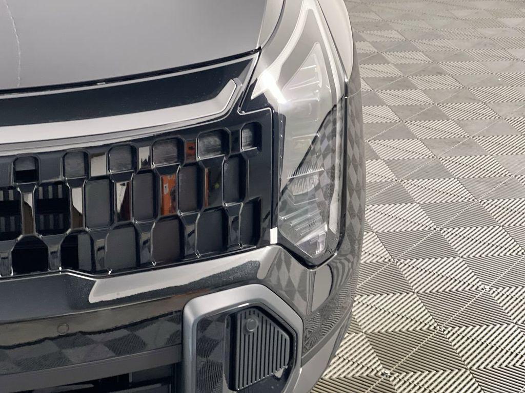 new 2026 Kia Sportage car, priced at $33,212