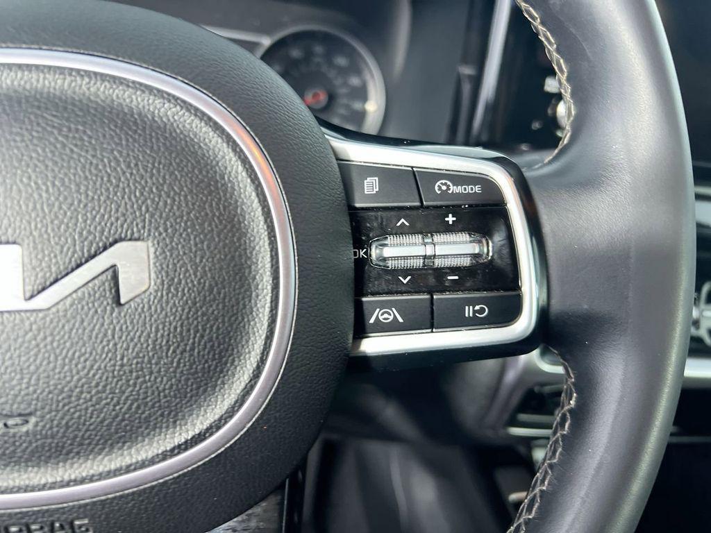 used 2023 Kia Sorento car, priced at $22,535