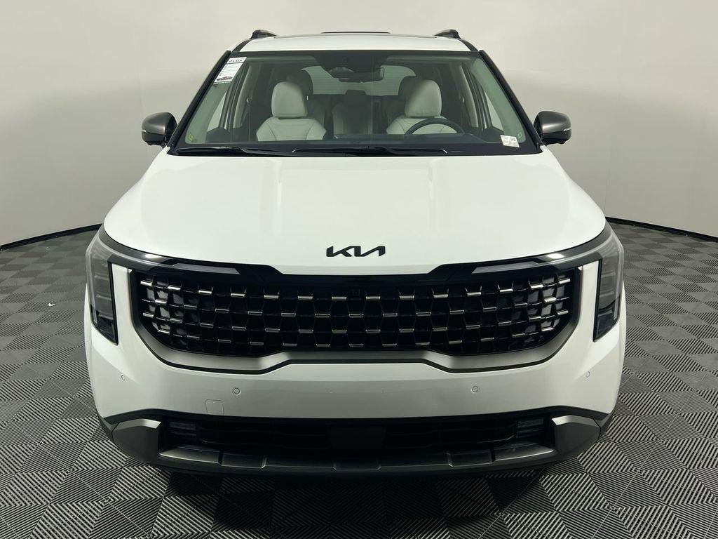 new 2026 Kia Carnival Hybrid car, priced at $53,034