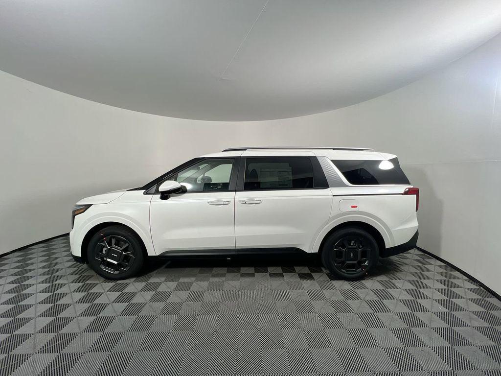 new 2026 Kia Carnival Hybrid car, priced at $41,754