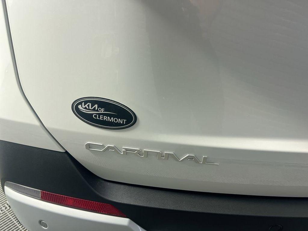 new 2026 Kia Carnival Hybrid car, priced at $41,754