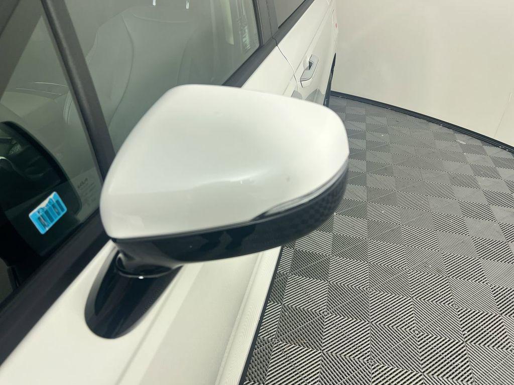 new 2026 Kia Carnival Hybrid car, priced at $41,754