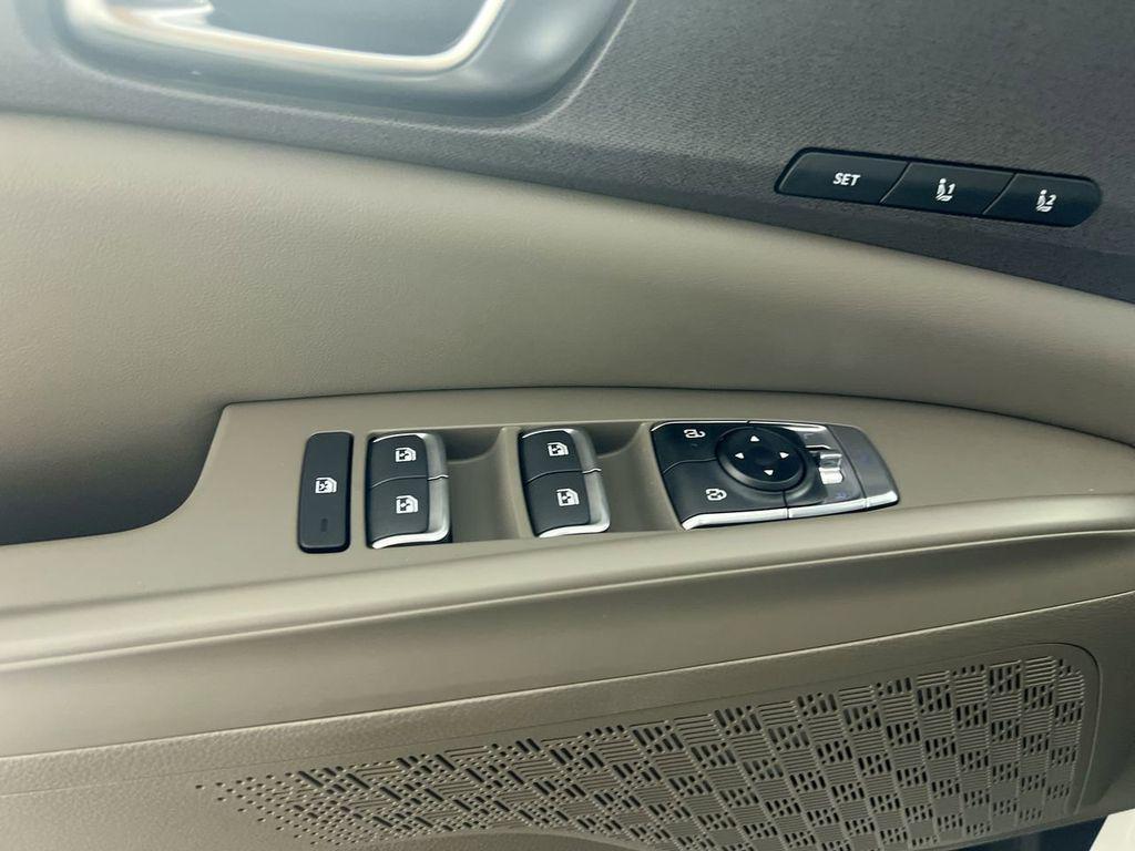 new 2026 Kia Carnival Hybrid car, priced at $41,754