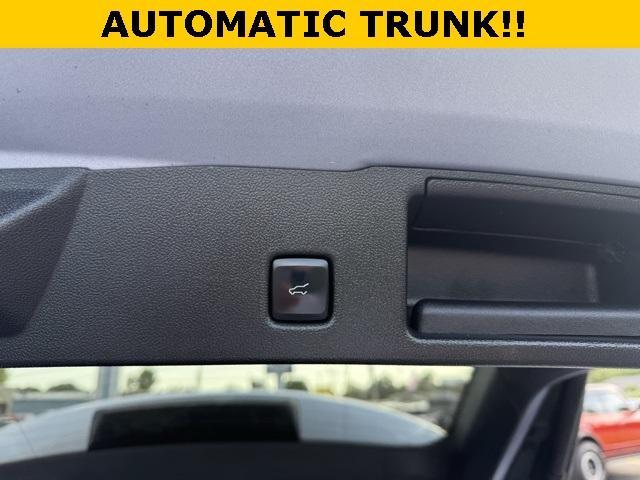 used 2022 Ford Escape car, priced at $21,994