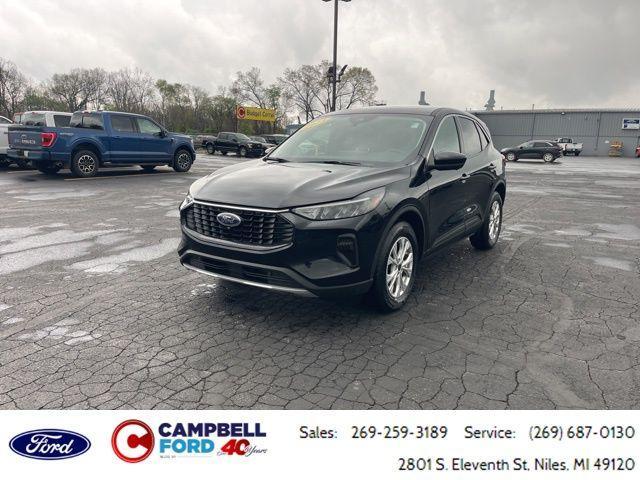 used 2023 Ford Escape car, priced at $21,994
