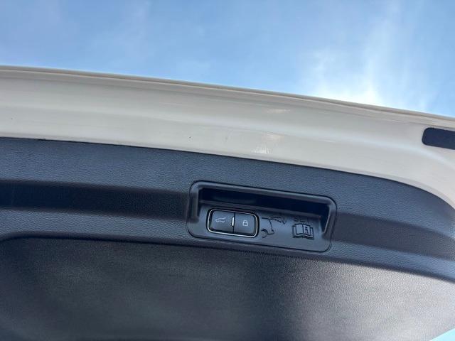 used 2022 Ford Explorer car, priced at $33,545