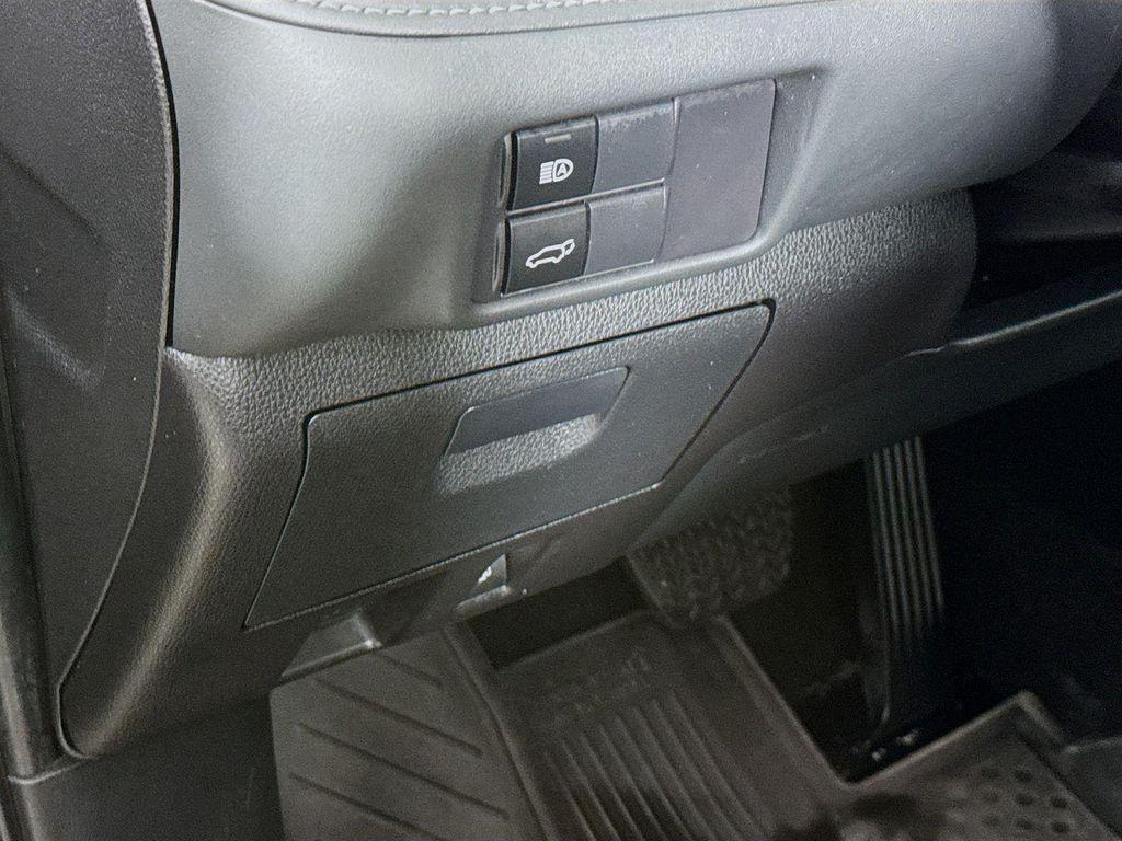 used 2023 Toyota Highlander Hybrid car, priced at $39,535