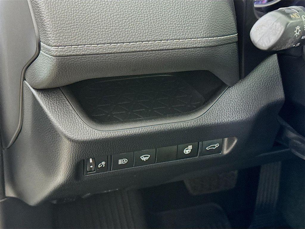 used 2020 Toyota RAV4 car, priced at $27,987