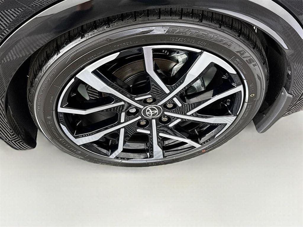 new 2025 Toyota Prius Plug-In Hybrid car, priced at $37,820