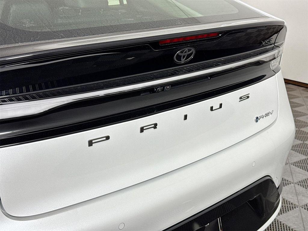 new 2025 Toyota Prius Plug-In Hybrid car, priced at $41,265