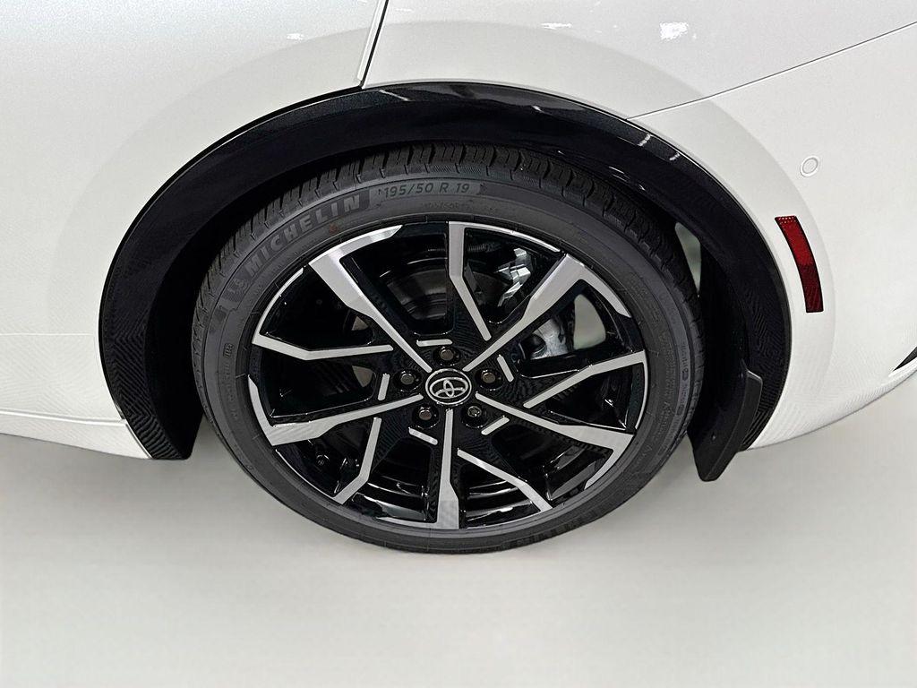 new 2025 Toyota Prius Plug-In Hybrid car, priced at $41,914