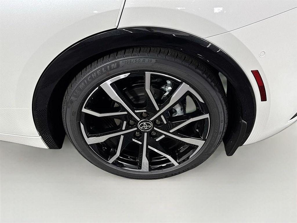 new 2025 Toyota Prius Plug-In Hybrid car, priced at $41,265