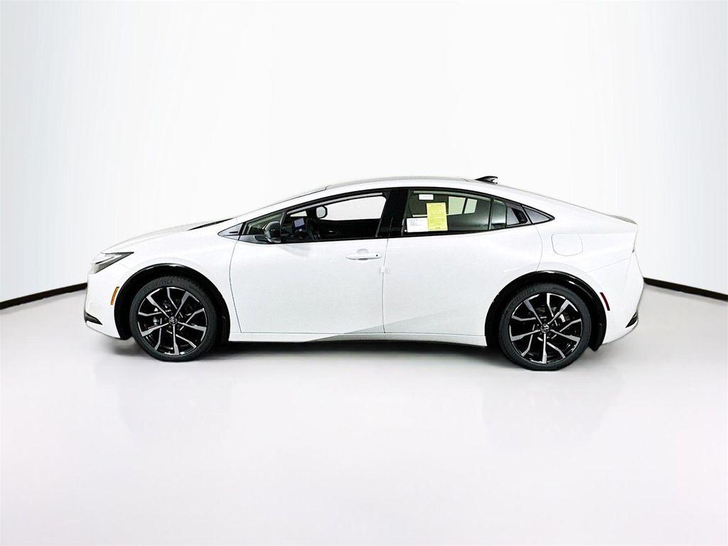 new 2025 Toyota Prius Plug-In Hybrid car, priced at $41,265
