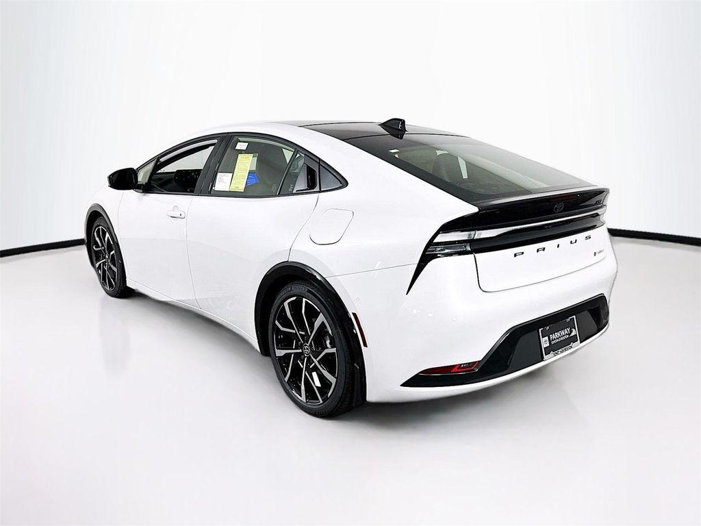 new 2025 Toyota Prius Plug-In Hybrid car, priced at $41,265