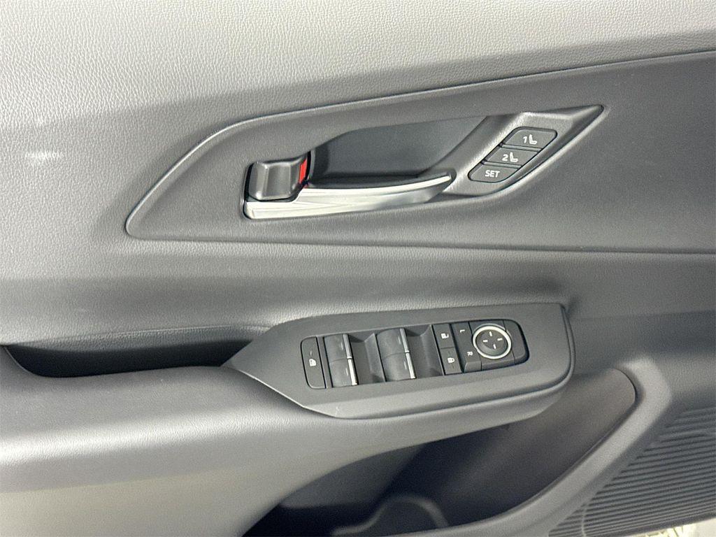 new 2025 Toyota Prius Plug-In Hybrid car, priced at $41,265