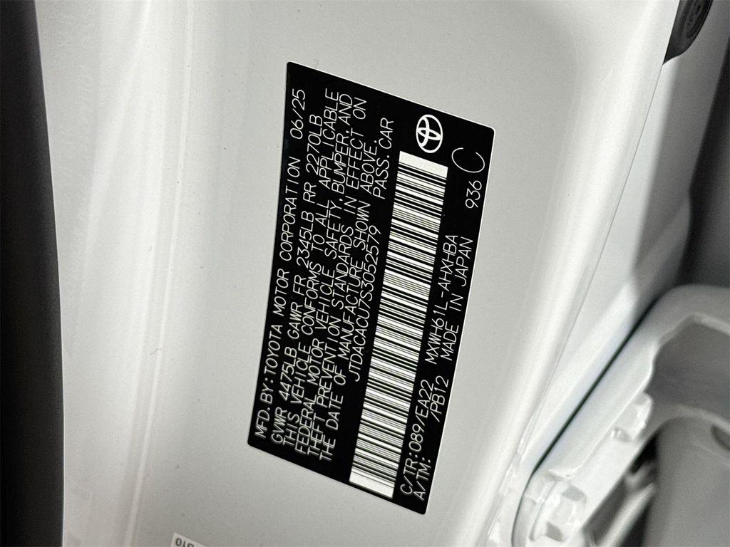 new 2025 Toyota Prius Plug-In Hybrid car, priced at $41,265