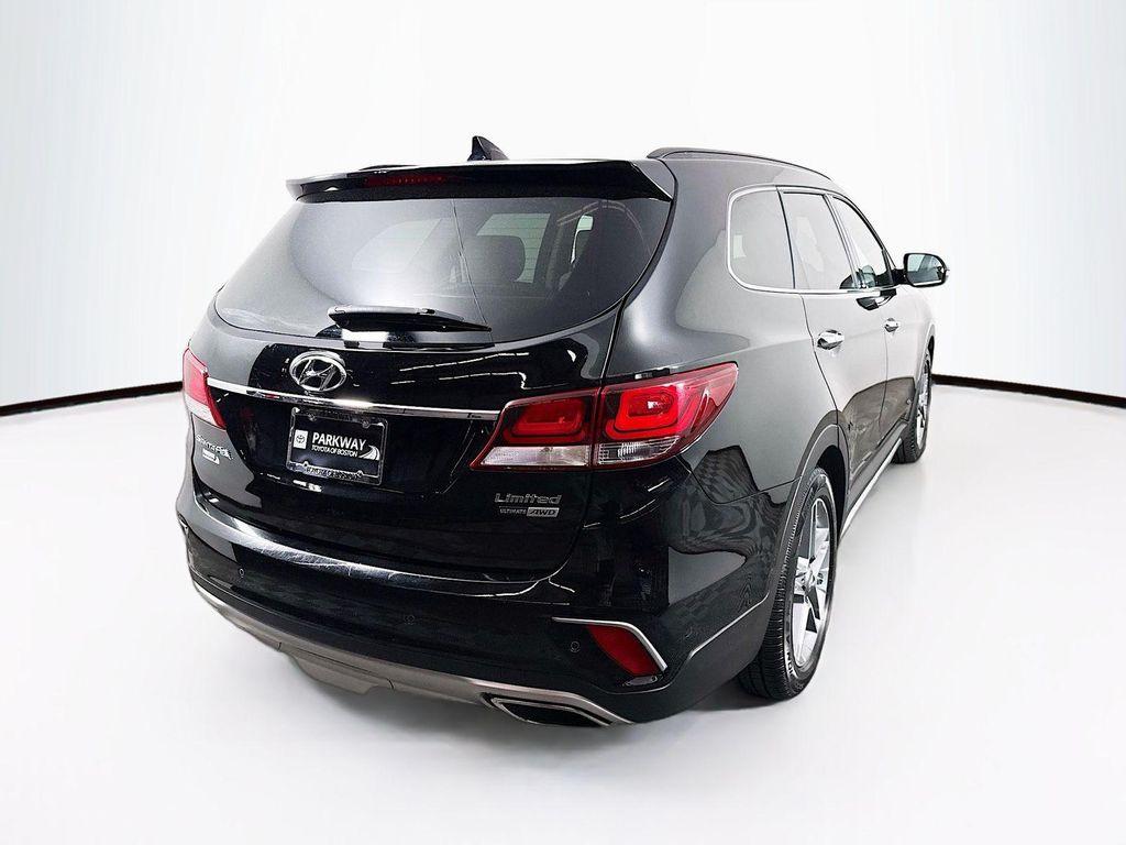 used 2017 Hyundai Santa Fe car, priced at $15,364