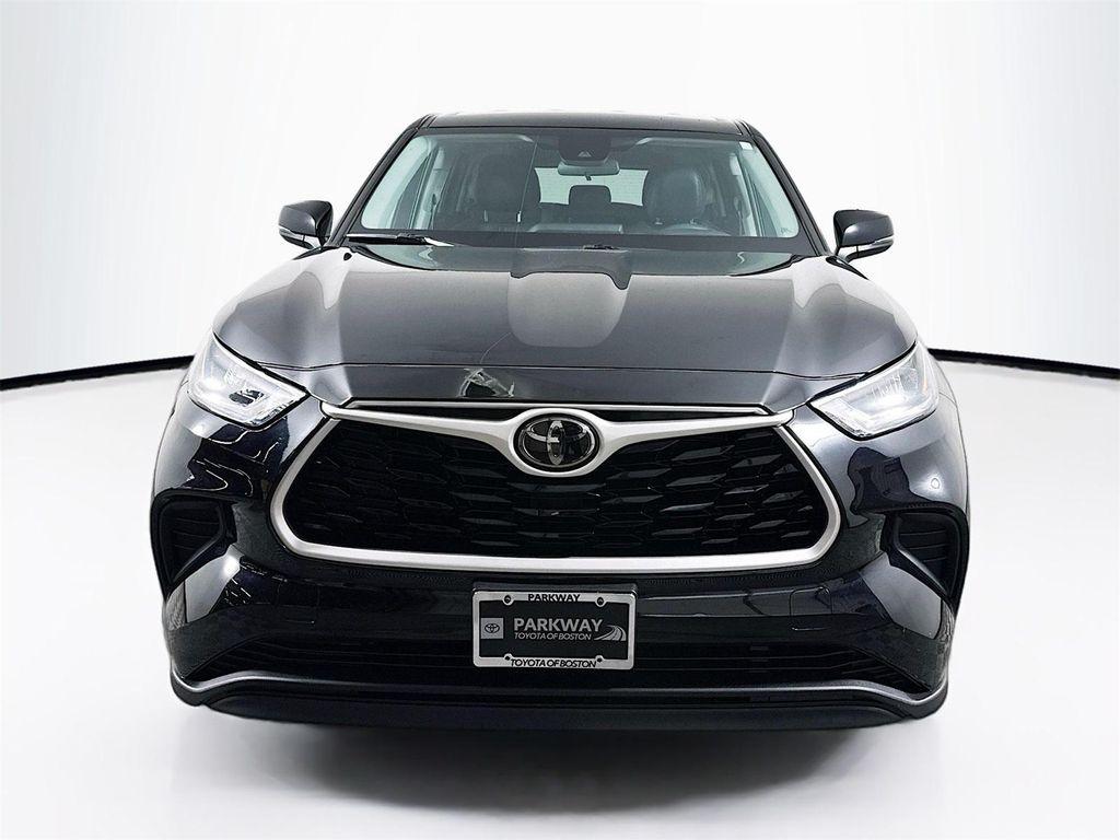 used 2020 Toyota Highlander car, priced at $27,928
