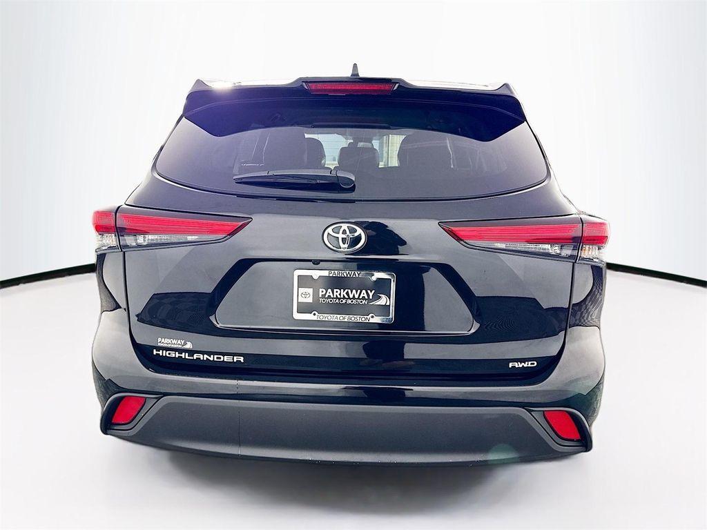 used 2020 Toyota Highlander car, priced at $27,928