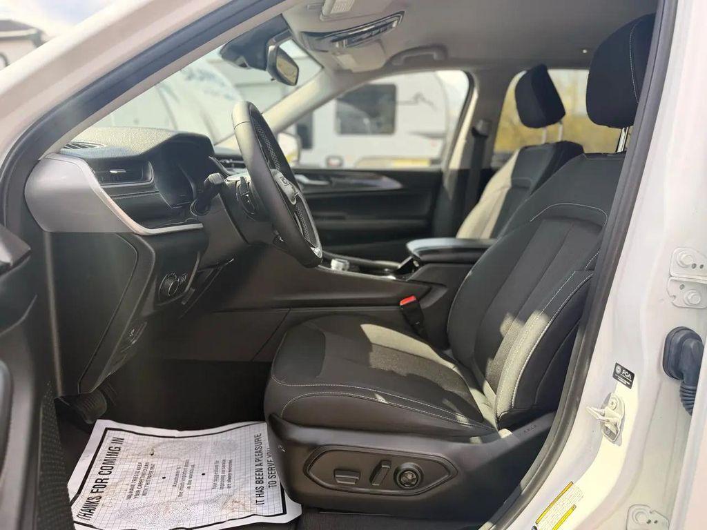 used 2023 Jeep Grand Cherokee car, priced at $33,991