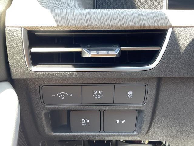 new 2025 Hyundai Sonata Hybrid car, priced at $31,347