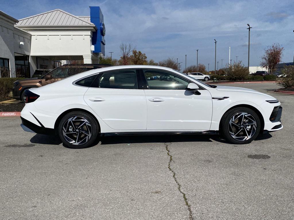 new 2026 Hyundai Sonata car, priced at $29,106