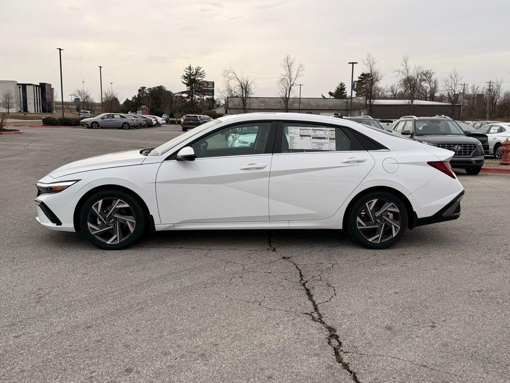 new 2025 Hyundai Elantra car, priced at $27,604