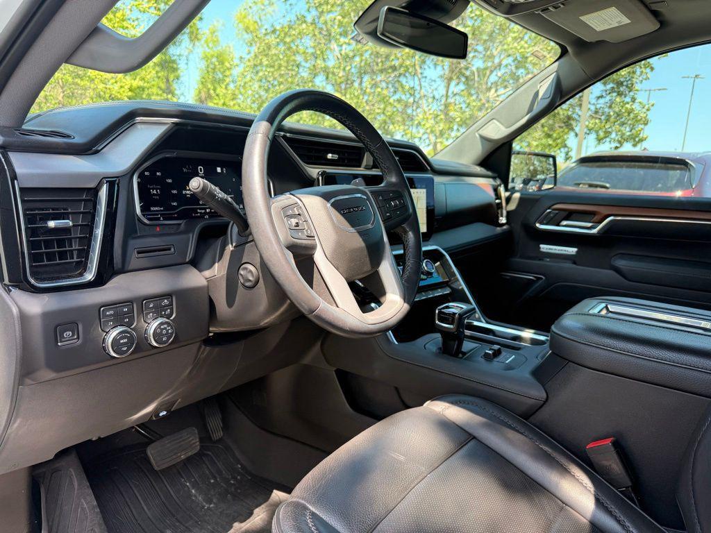 used 2022 GMC Sierra 1500 car, priced at $47,989