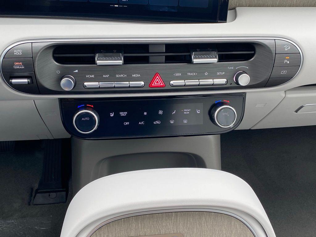 new 2026 Hyundai Palisade Hybrid car, priced at $47,325