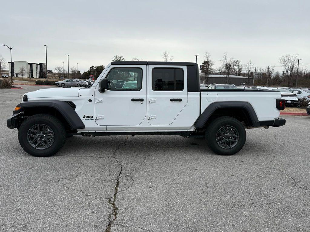 used 2025 Jeep Gladiator car, priced at $37,889
