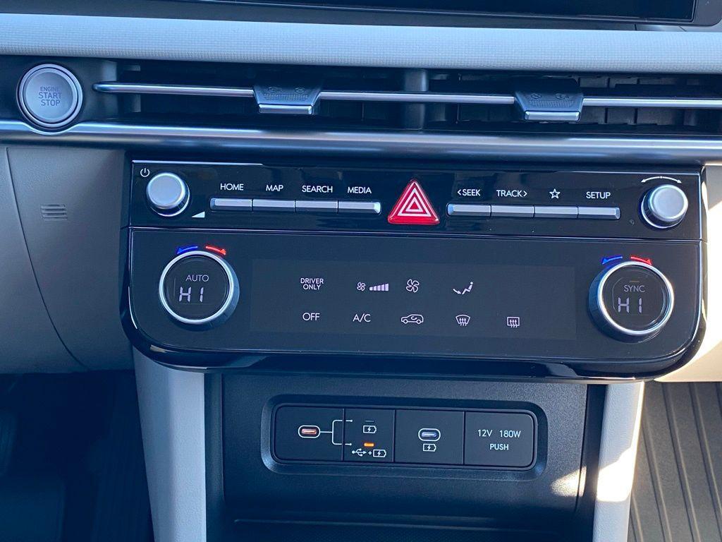 new 2026 Hyundai TUCSON Hybrid car, priced at $31,413