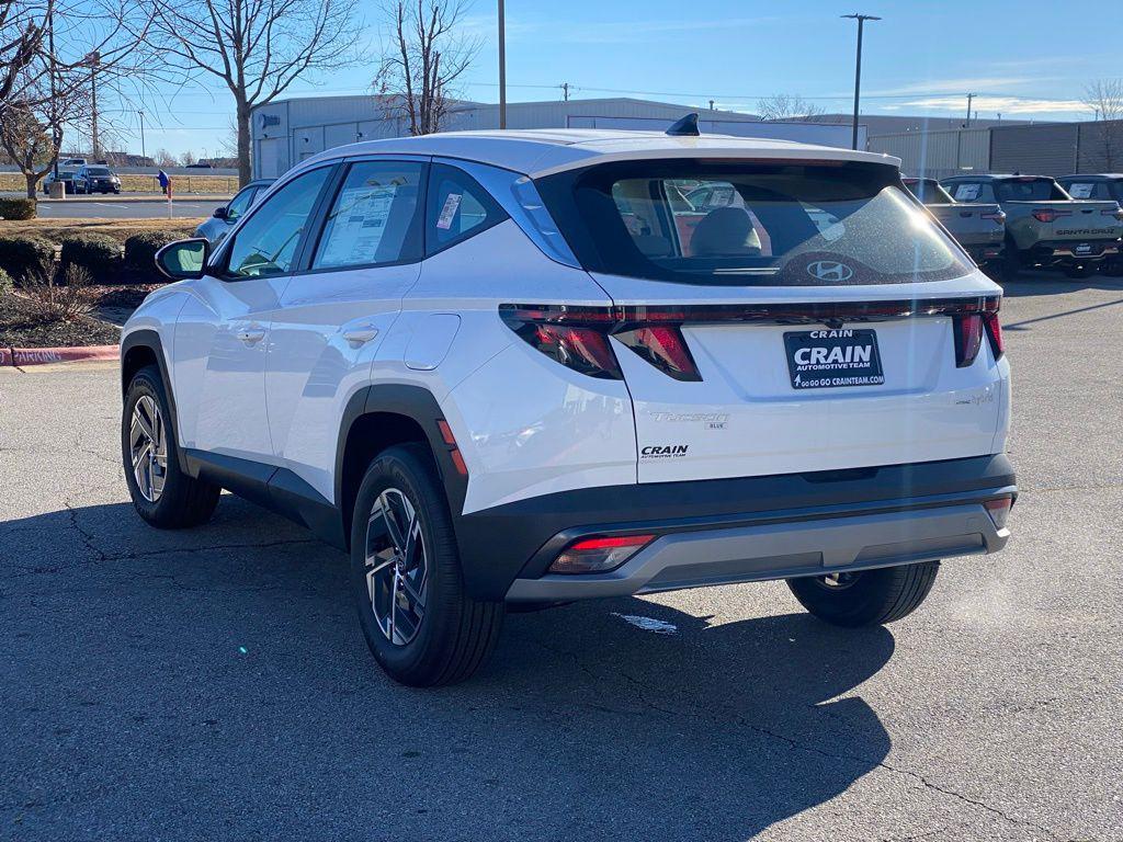 new 2026 Hyundai TUCSON Hybrid car, priced at $31,413