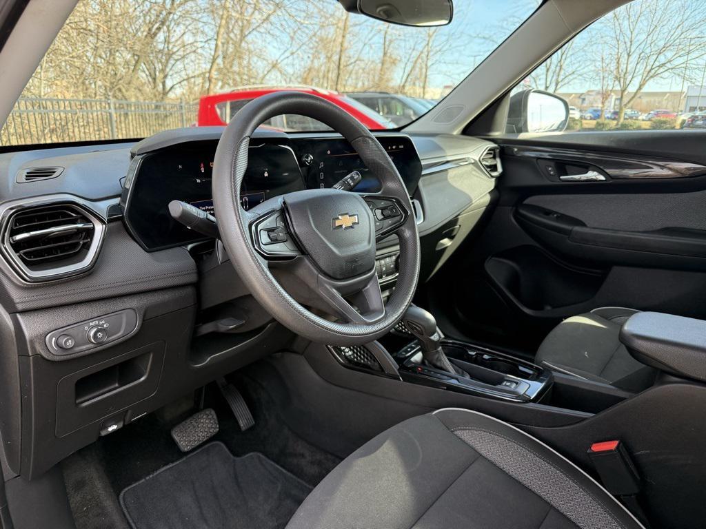 used 2024 Chevrolet TrailBlazer car, priced at $21,989