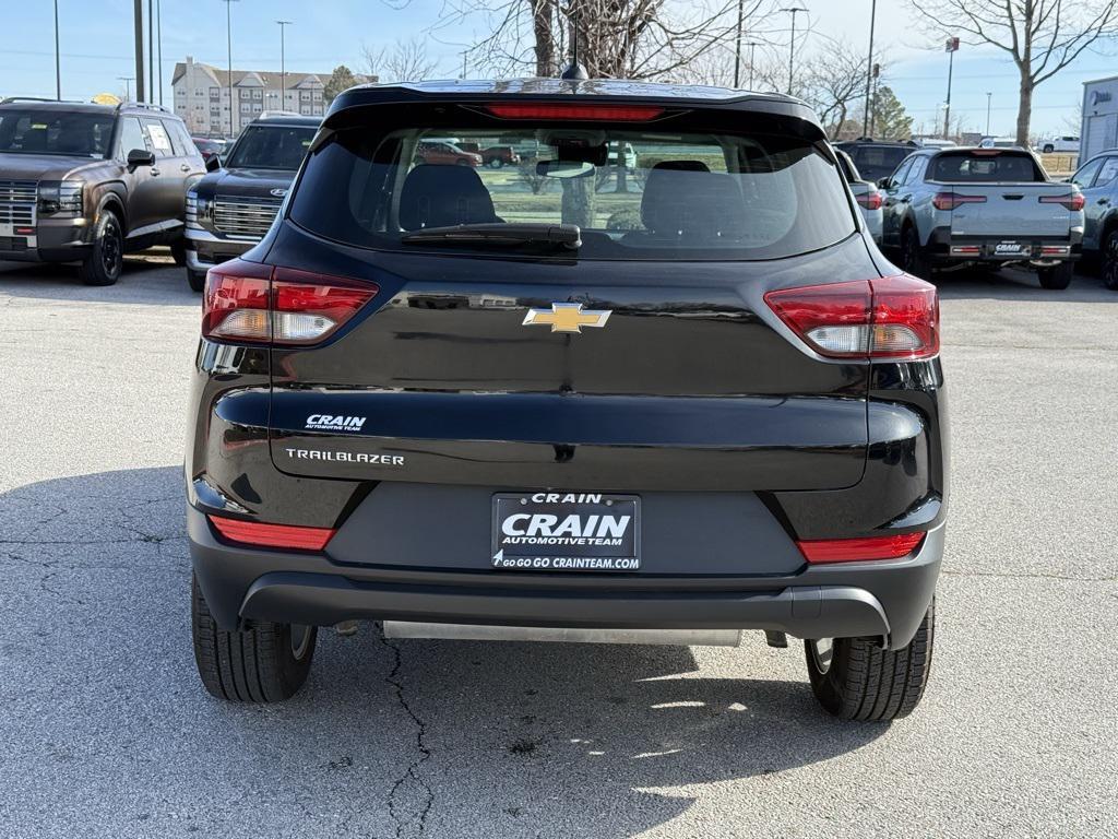 used 2024 Chevrolet TrailBlazer car, priced at $21,989