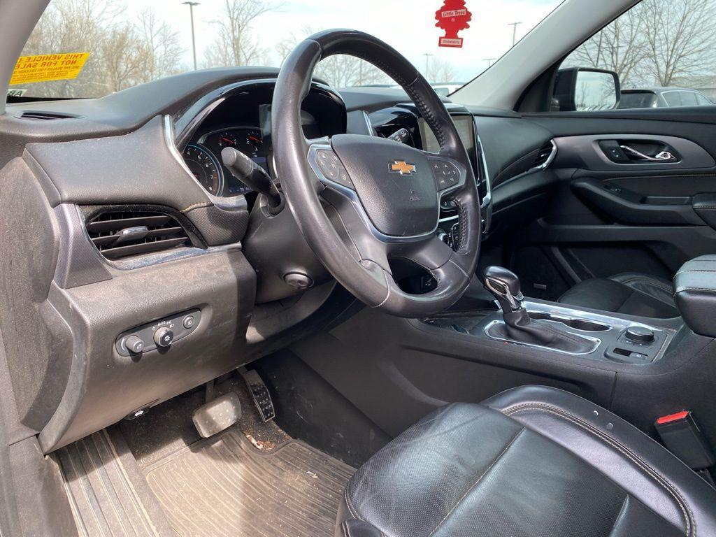 used 2021 Chevrolet Traverse car, priced at $27,500