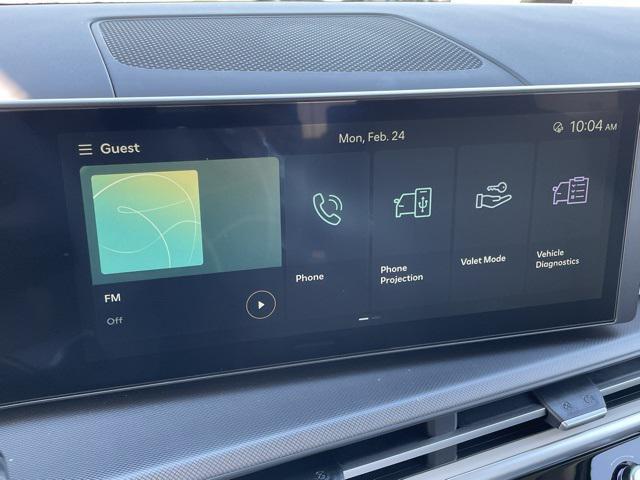 new 2025 Hyundai Santa Fe car, priced at $32,000