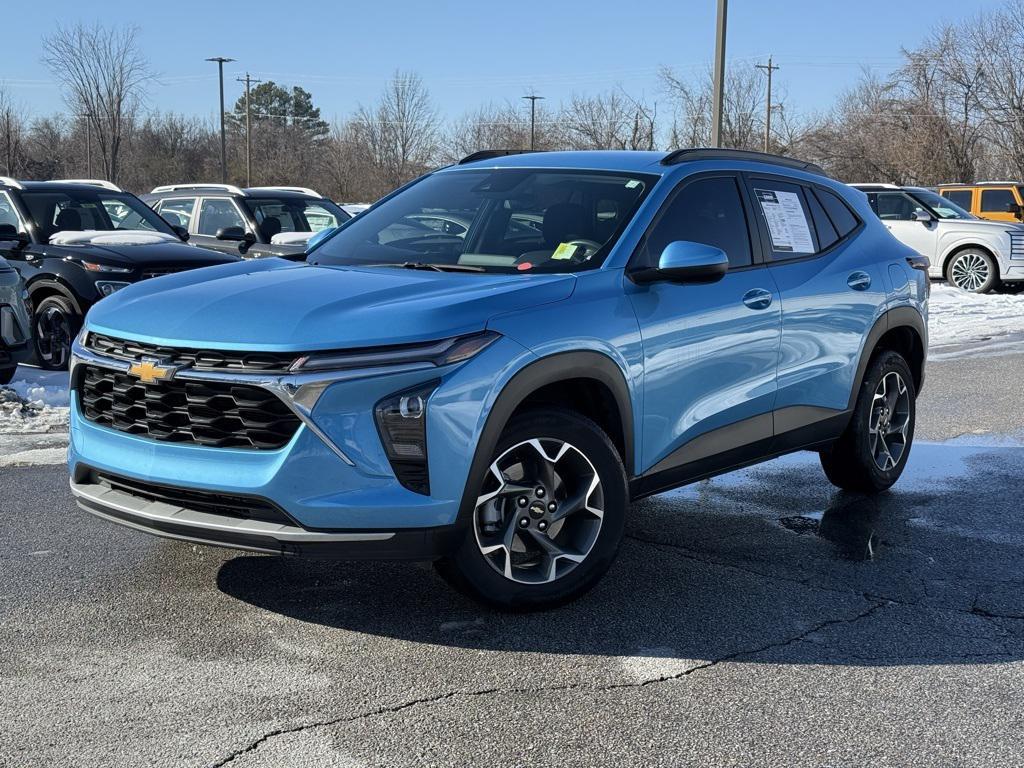 used 2025 Chevrolet Trax car, priced at $20,689