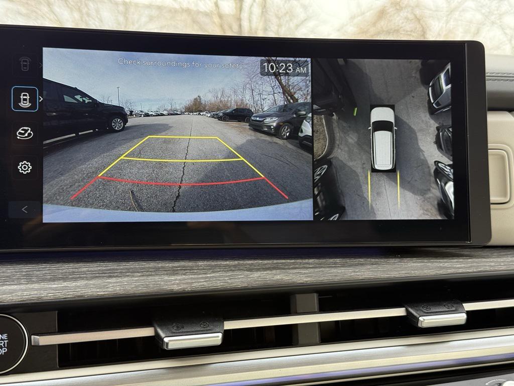 used 2025 Hyundai Santa Fe car, priced at $38,489