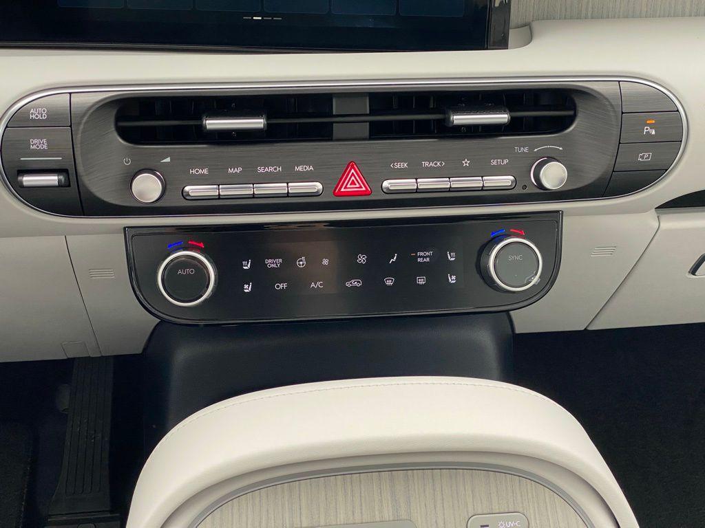 new 2026 Hyundai Palisade Hybrid car, priced at $57,212