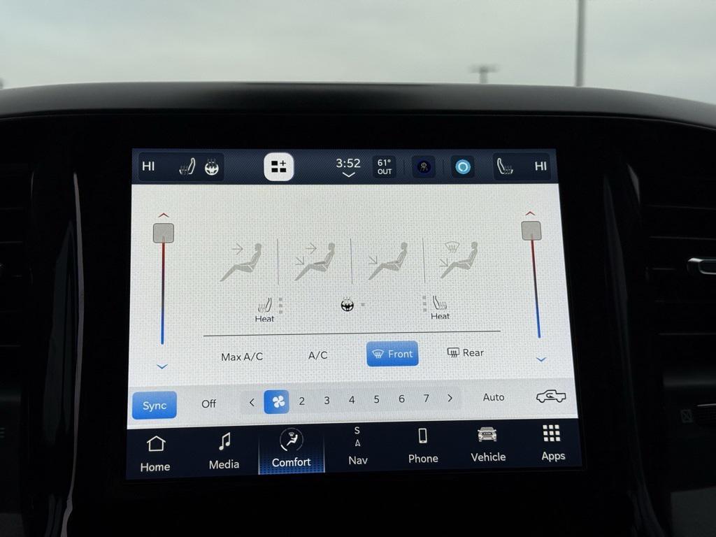 used 2024 Ram 1500 car, priced at $35,789