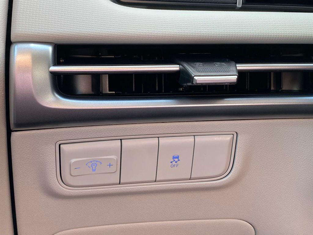 new 2026 Hyundai Tucson car, priced at $29,084