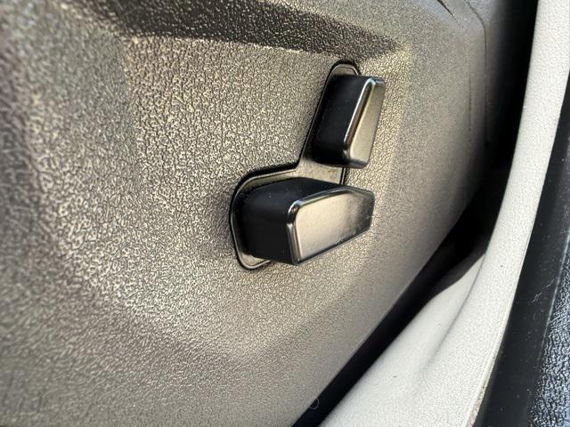 used 2010 Jeep Grand Cherokee car, priced at $5,676