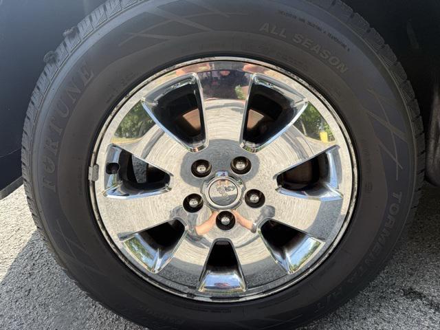 used 2010 Jeep Grand Cherokee car, priced at $5,676