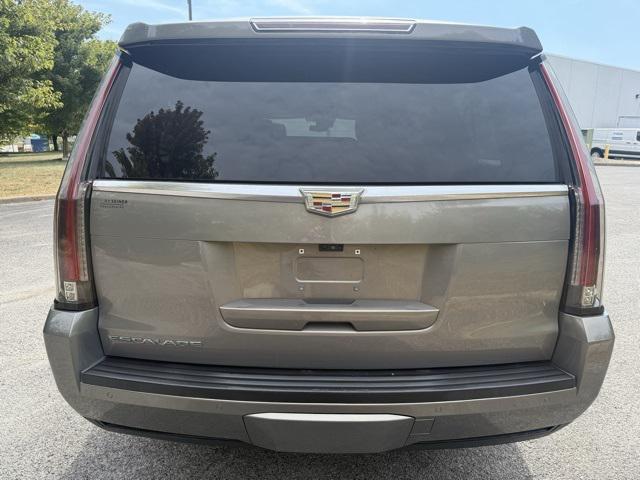 used 2017 Cadillac Escalade ESV car, priced at $25,676