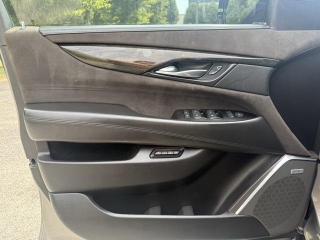 used 2017 Cadillac Escalade ESV car, priced at $25,676